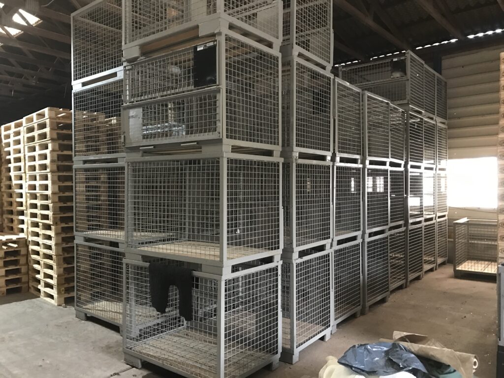 paletten und gitterboxen in der miete